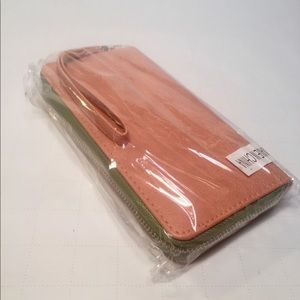 SOLD Alpha Kappa Alpha Pink & Green Wallet